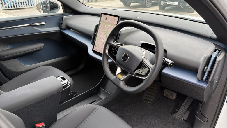 Volvo EX30 200kW SM Extended Range Plus 69kWh 5dr Auto Electric Estate